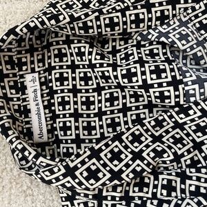 Abercrombie top button up